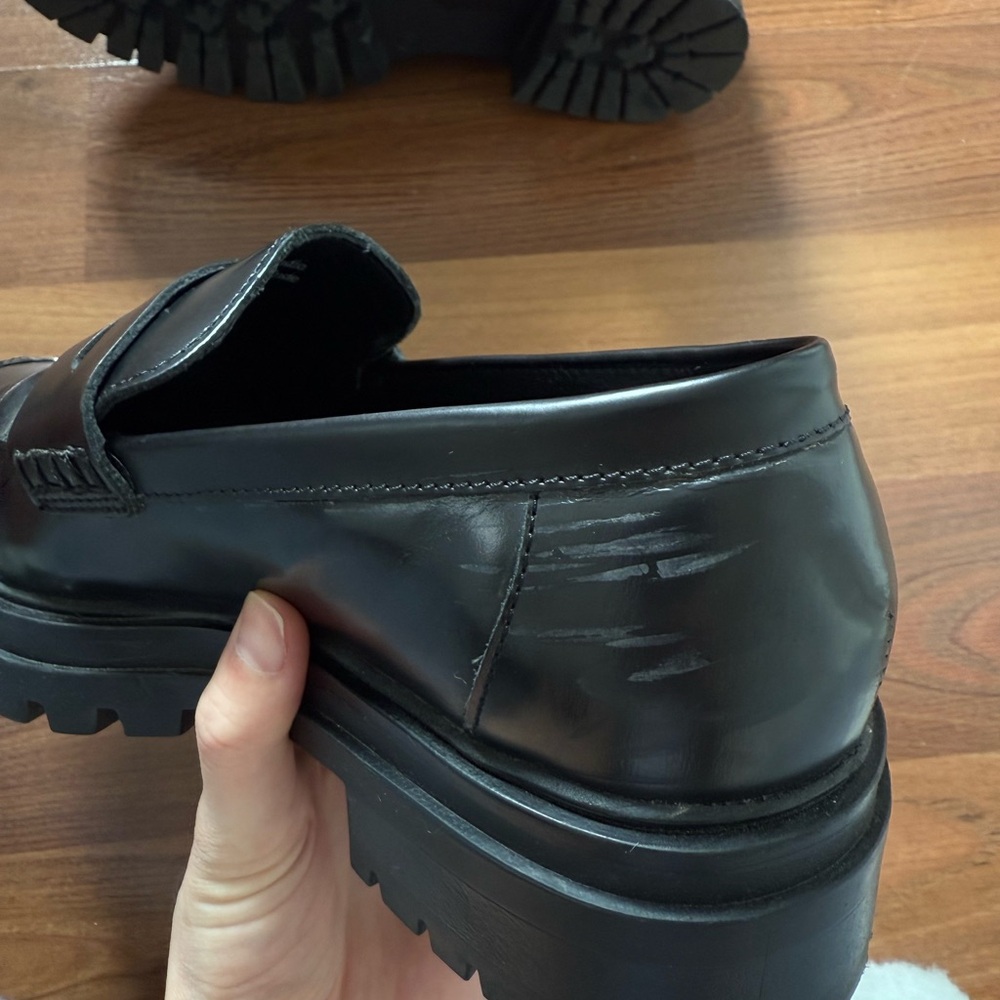 Floyd Black Loafer Slip on Glossy finish Shoes Women’s size 37 - Picture 8 of 9
